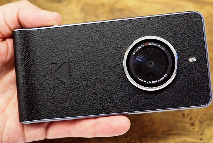 Kodak Ektra: smartphone e fotocamera dalla veste retrò